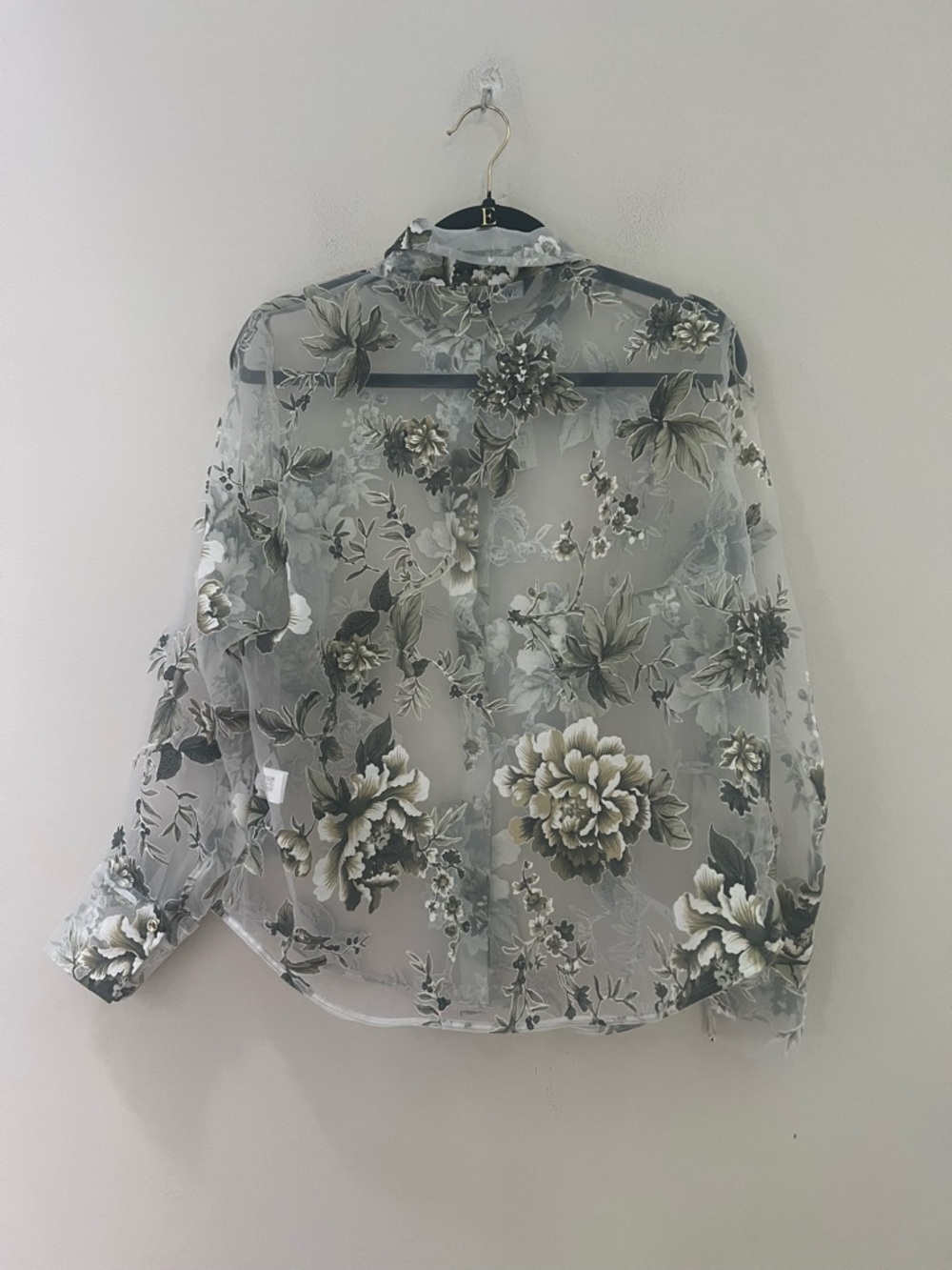 Zara White Sheer Floral Button-Front Blouse - Picture 12 of 13
